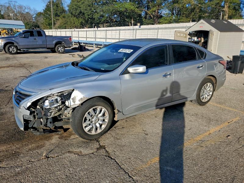 NISSAN ALTIMA 2.5 2014 with VIN 1N4AL3AP2EC428091 - Photo from auction