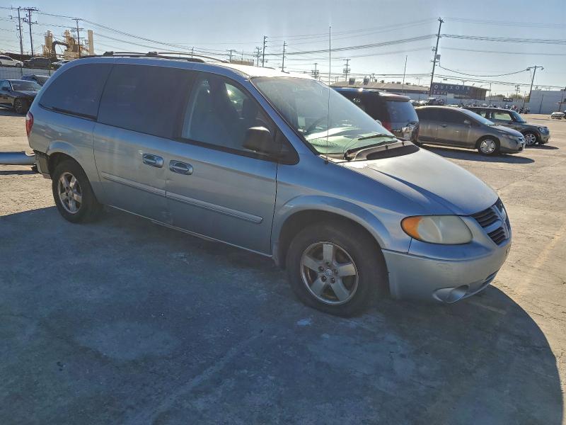 Photo 4 from auction – 2006 DODGE GRAND CARA with VIN 2D4GP44L96R857263