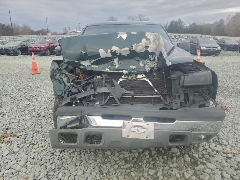 Photo 5 from auction – 2003 CHEVROLET SILVERADO with VIN 2GCEC19V331143535