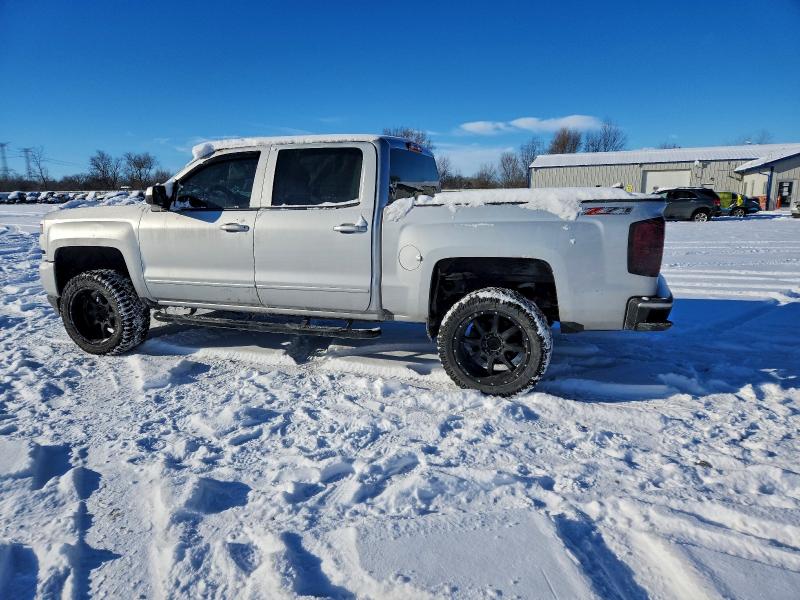 Photo 2 from auction – 2017 CHEVROLET SILVERADO with VIN 3GCUKREC2HG484070