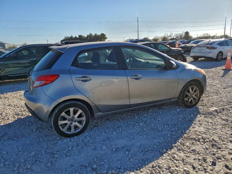 Photo 3 from auction – 2014 MAZDA MAZDA2 TOU with VIN JM1DE1LY8E0175839