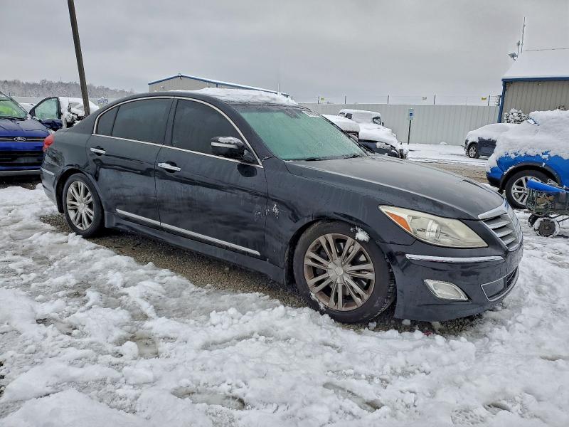 Photo 4 from auction – 2012 HYUNDAI GENESIS 4. with VIN KMHGC4DFXCU203286