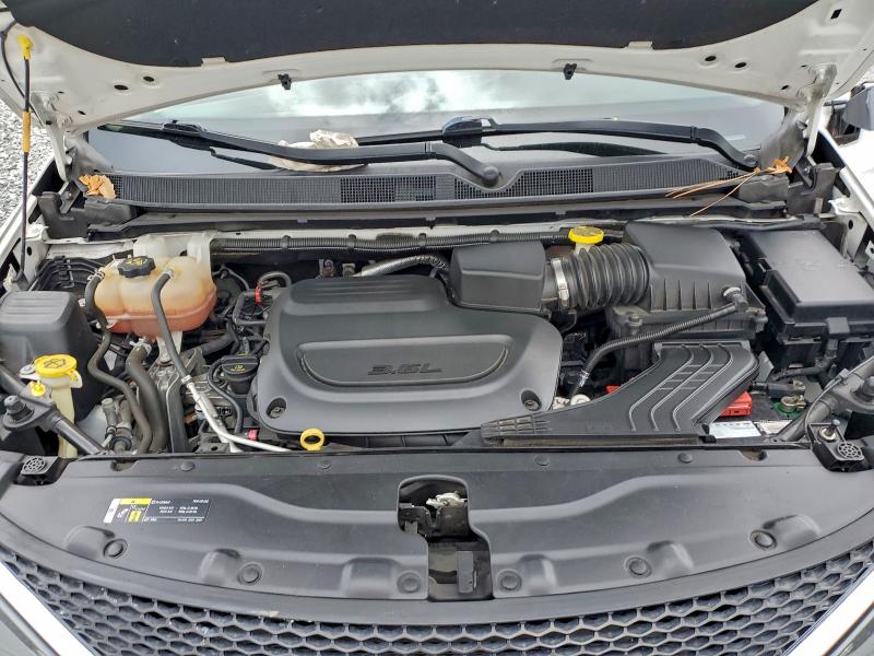 Photo 12 from auction – 2020 CHRYSLER VOYAGER LX with VIN 2C4RC1DG0LR266236