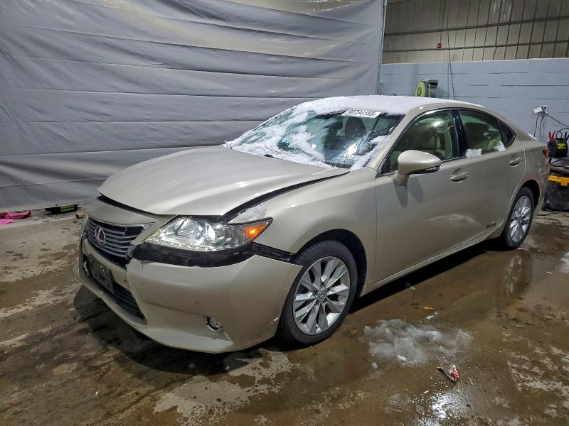 LEXUS ES 300H 2015 с VIN JTHBW1GG3F2084648 - Фото с аукциона