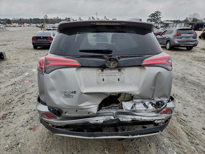 Photo 6 from auction – 2016 TOYOTA RAV4 SE with VIN 2T3NFREV4GW242955