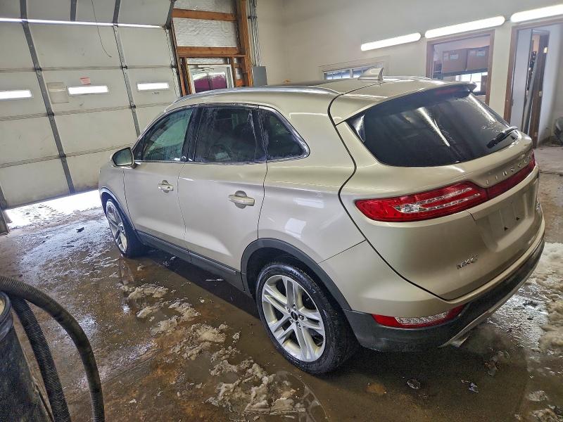 Photo 2 from auction – 2017 LINCOLN MKC RESERV with VIN 5LMTJ3DH3HUL50568
