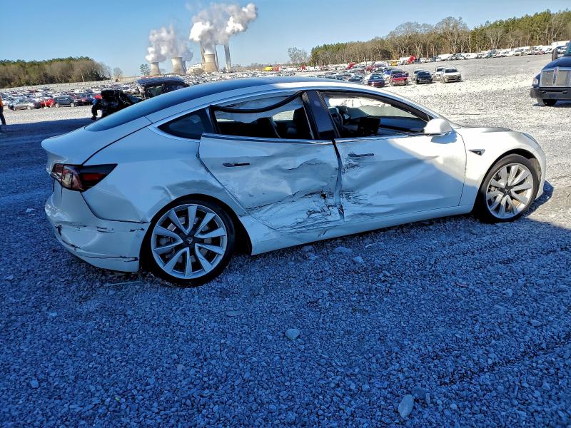 Photo 3 from auction – 2019 TESLA MODEL 3 with VIN 5YJ3E1EB2KF454138